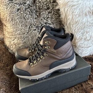 Eddie Bauer Genuine Leather Men's 8 Brown Hiking Boots